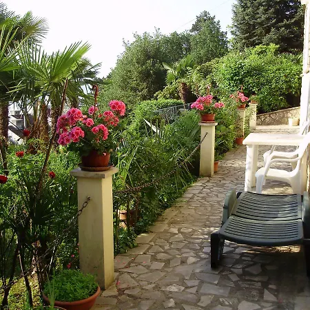 Ana * Opatija